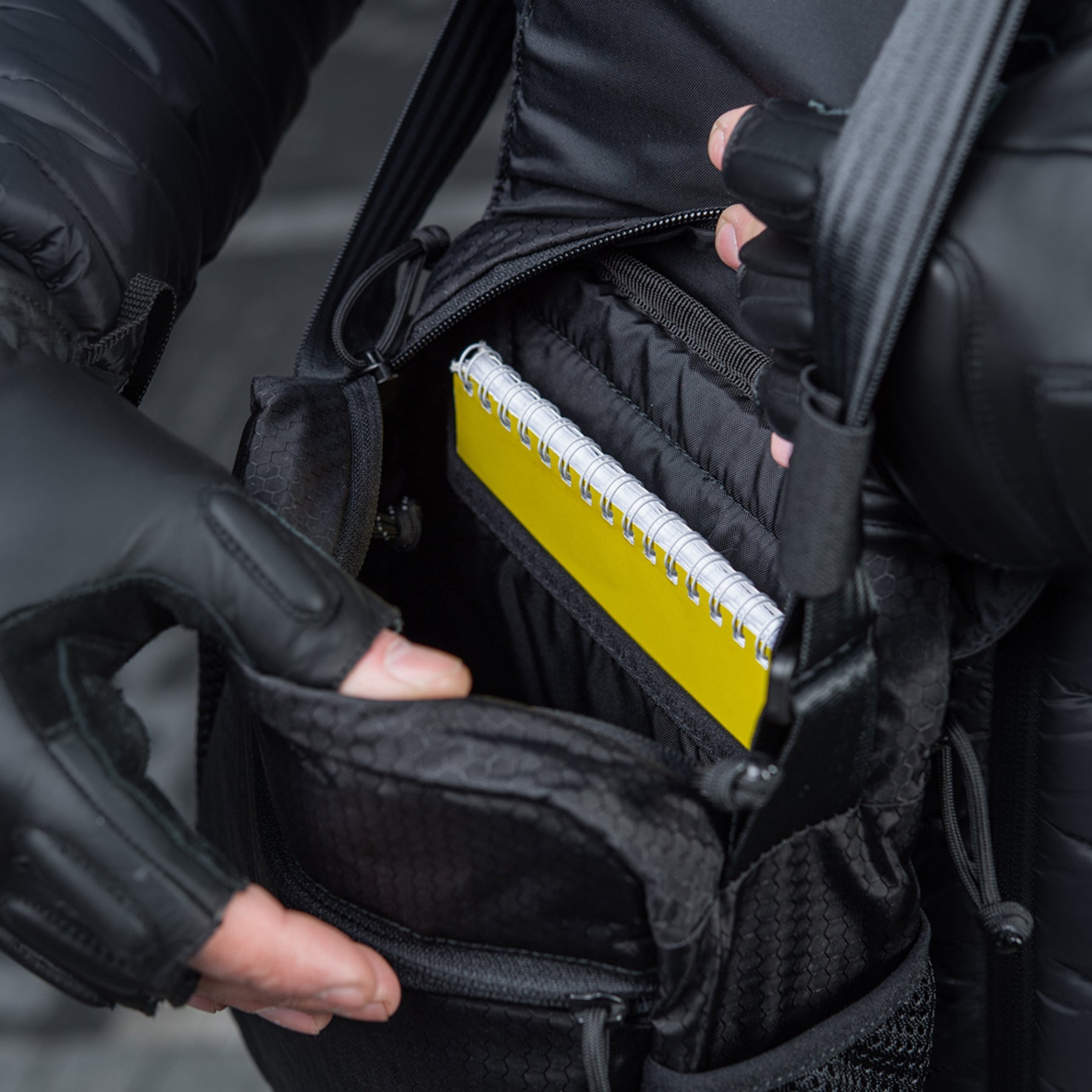 M-Tac Satellite Magnet Bag Elite Hex