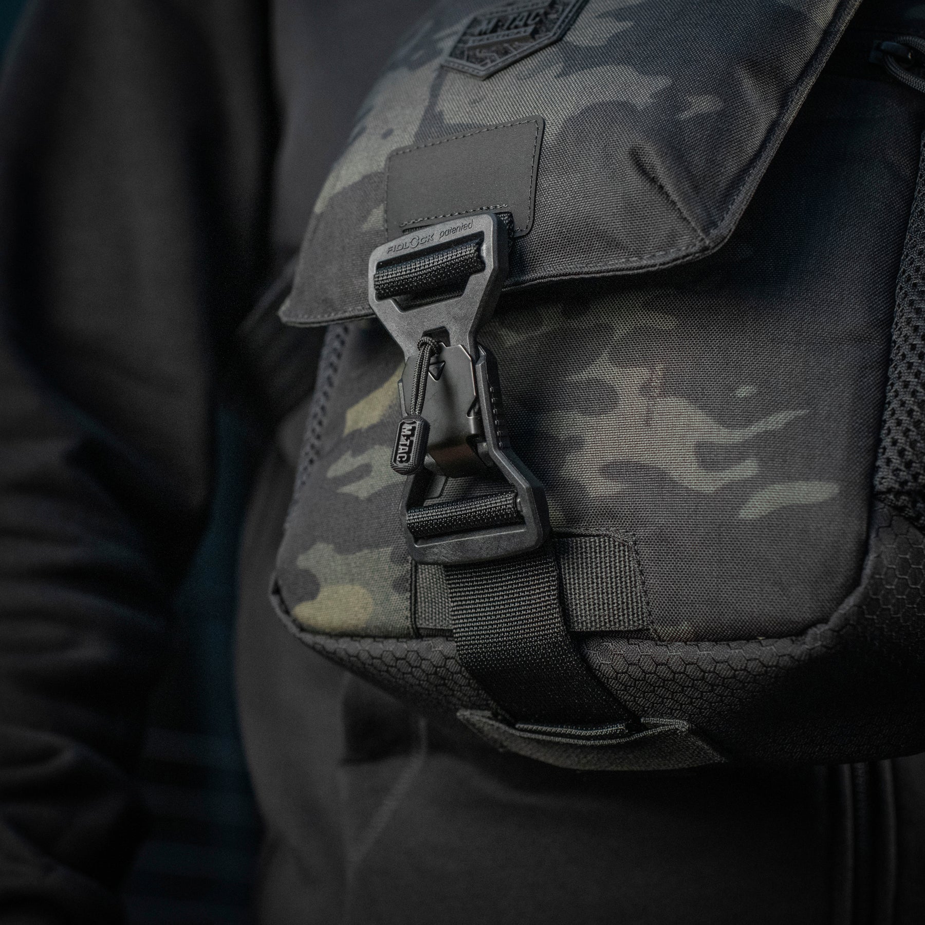 M-Tac Satellite Magnet Bag Elite Hex