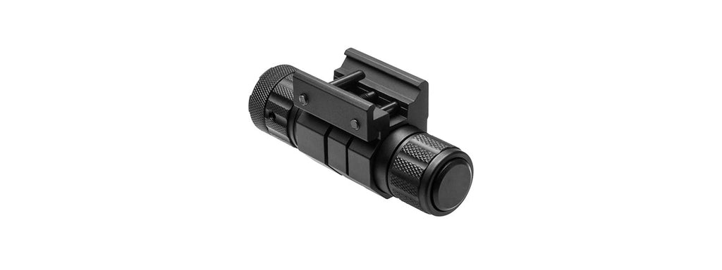 NCSTAR PRESSURE PAD GREEN LASER W/ UNIVERSAL WEAVER MOUNT