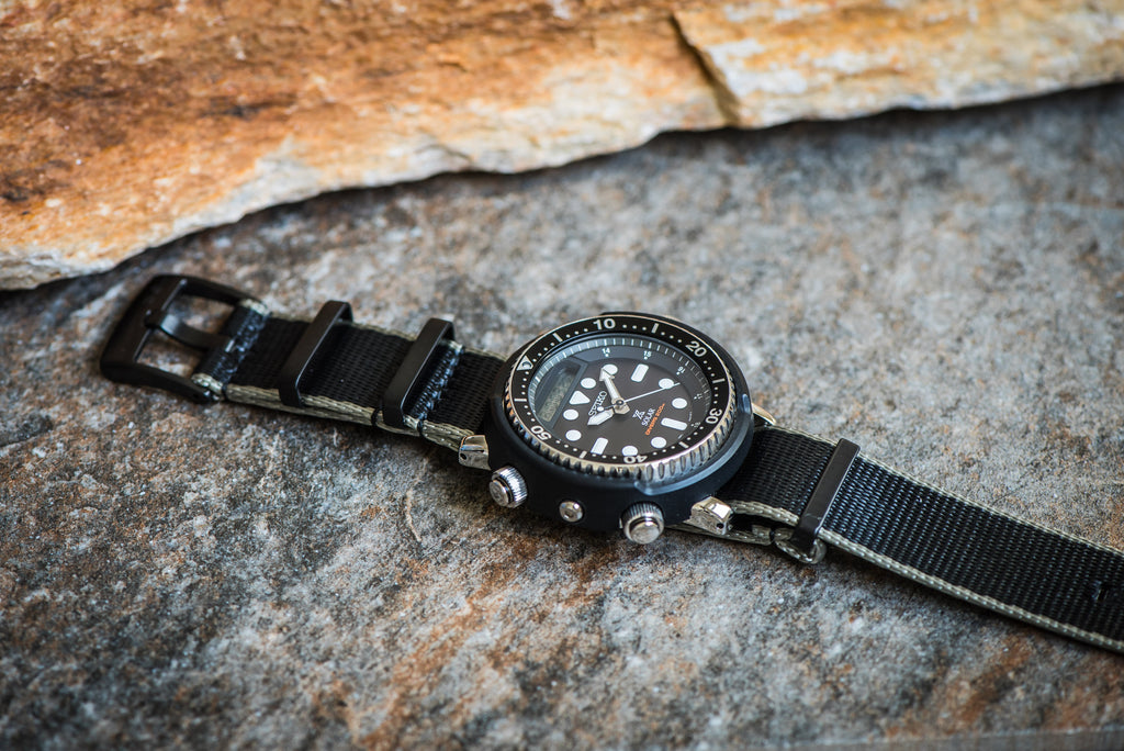 AlphaShark - Black & Silver