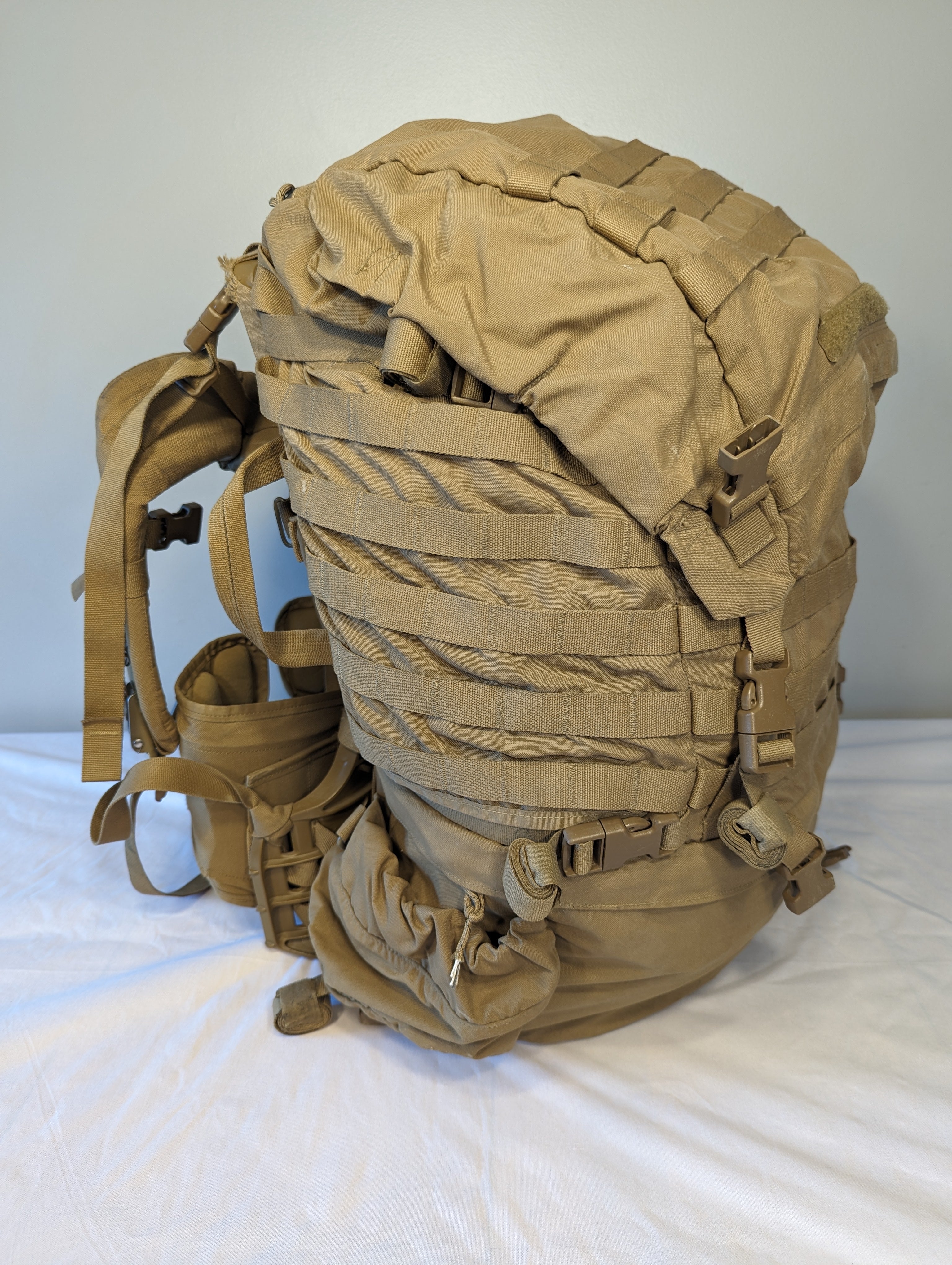 Large Field Pack - Coyote