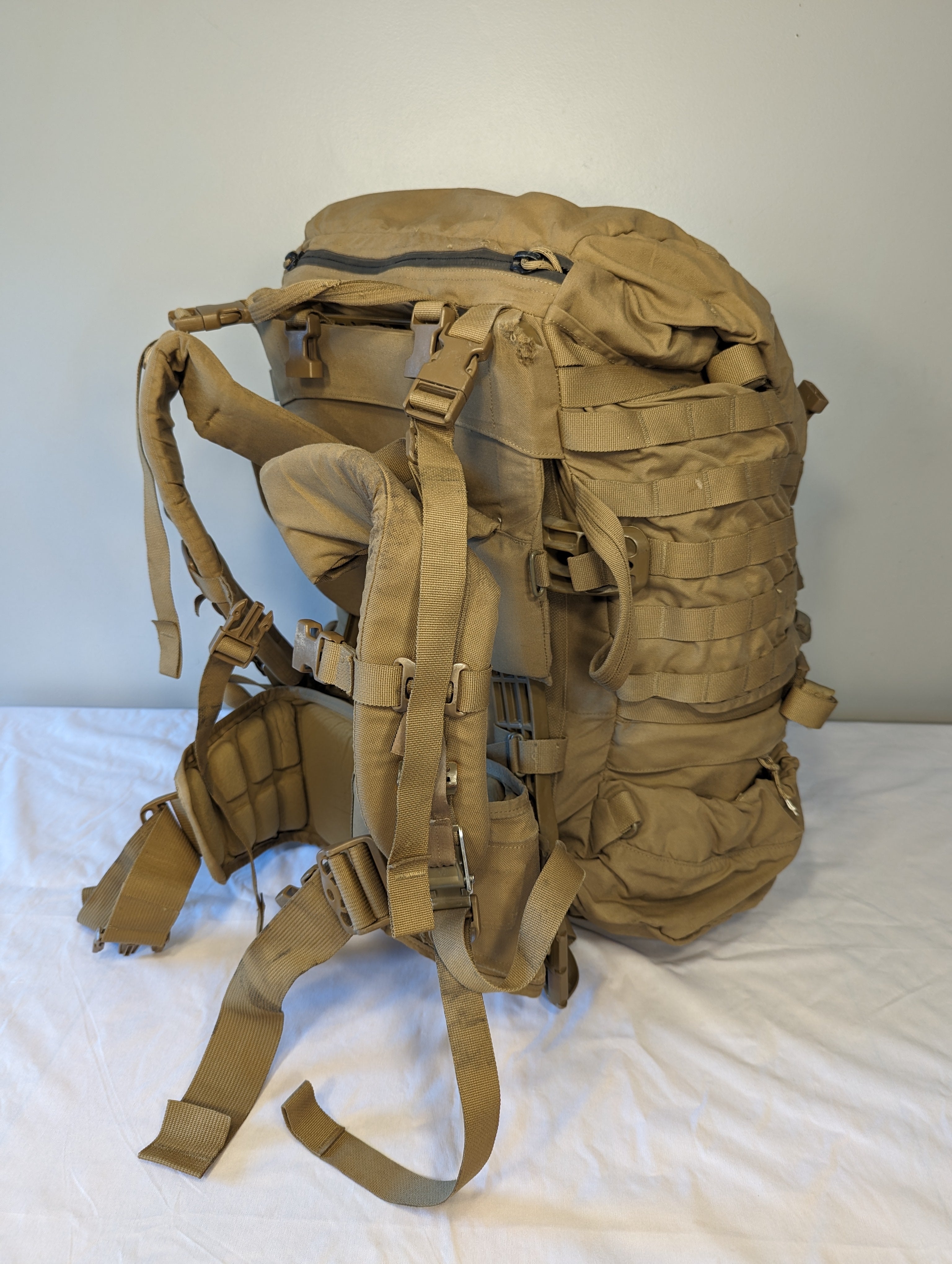 Large Field Pack - Coyote