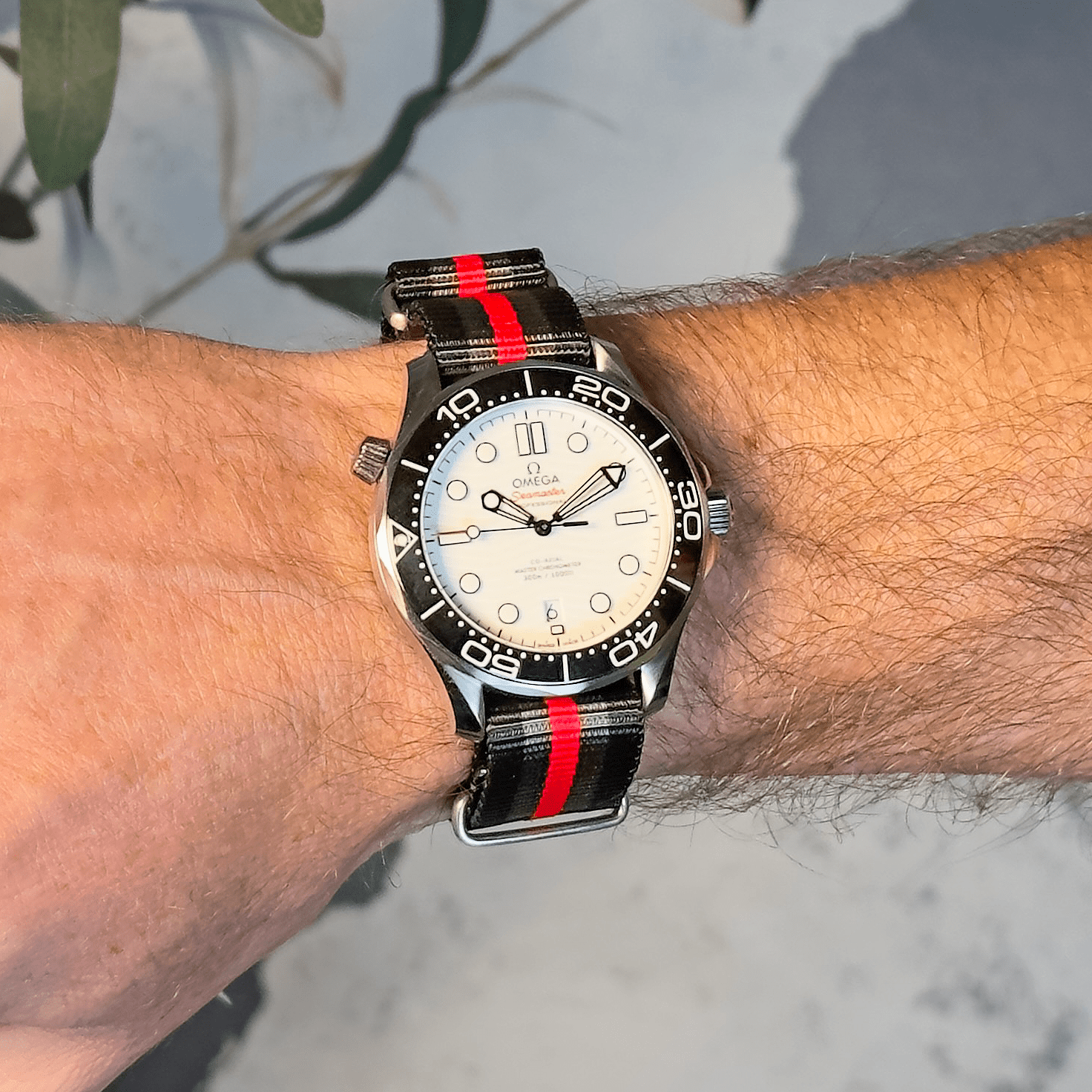 Original - Bond Red