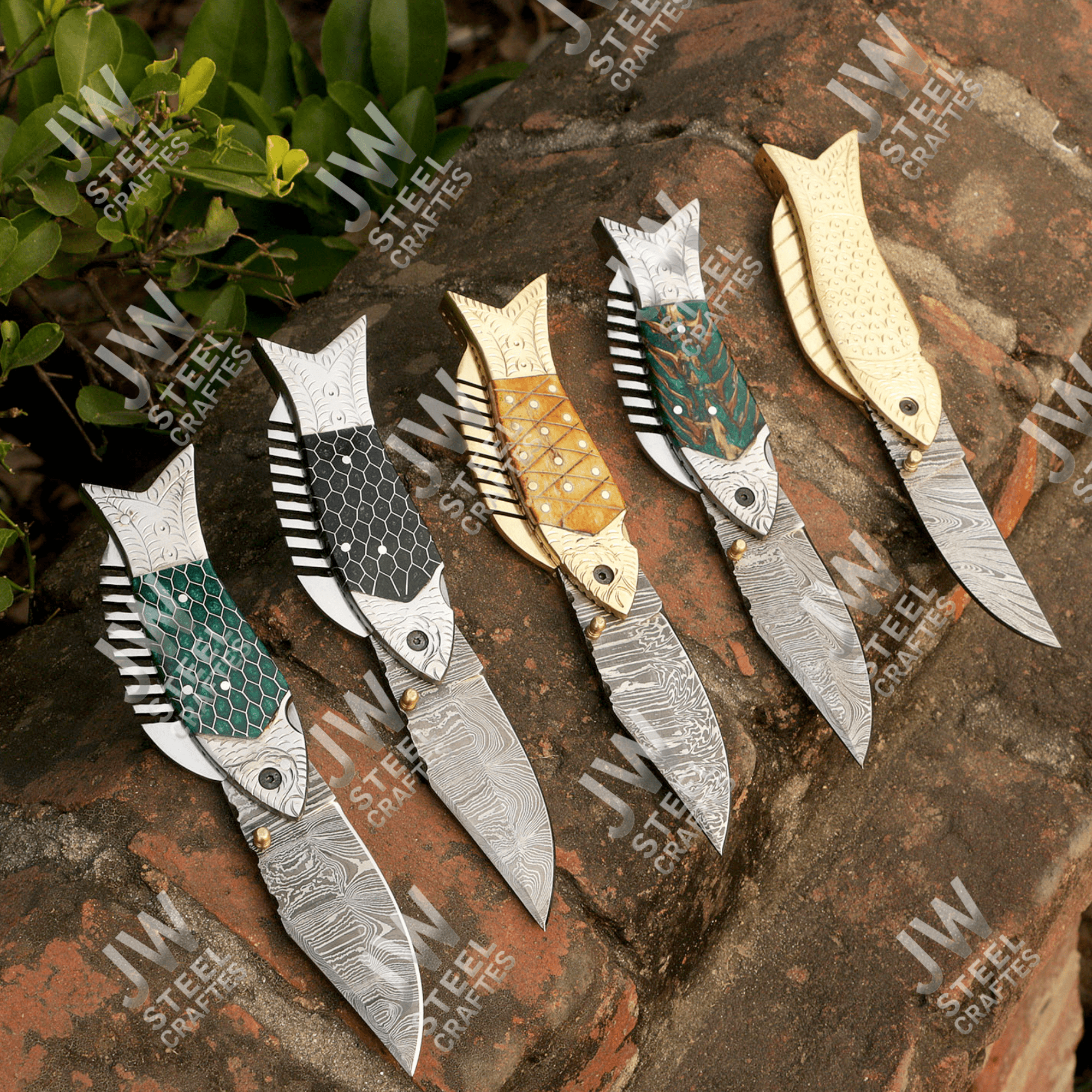 Hand Forged Damascus Steel Folding Knife – Honeycomb, Pinecone & Brass Handle Variations