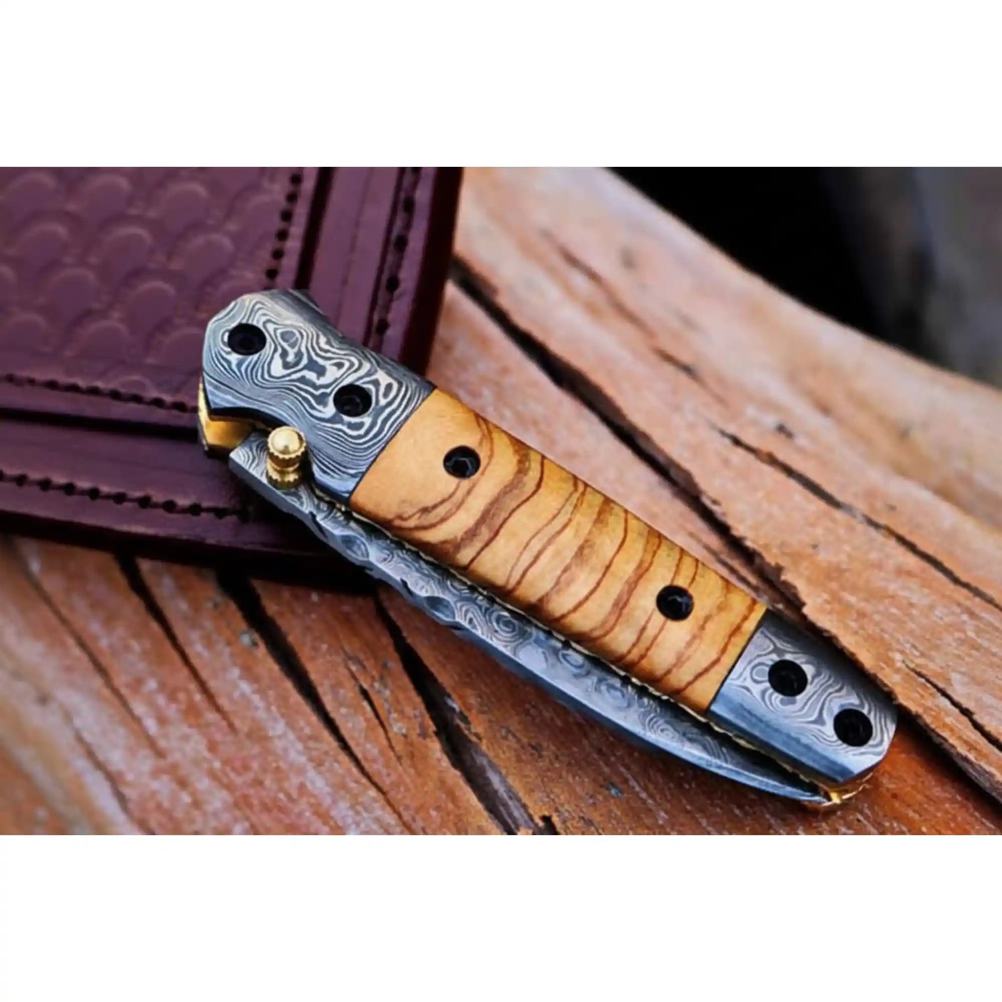 Handmade Damascus Steel Folding Knife with Olive Wood Handle – Pocket Knife for Everyday Carry & Gift