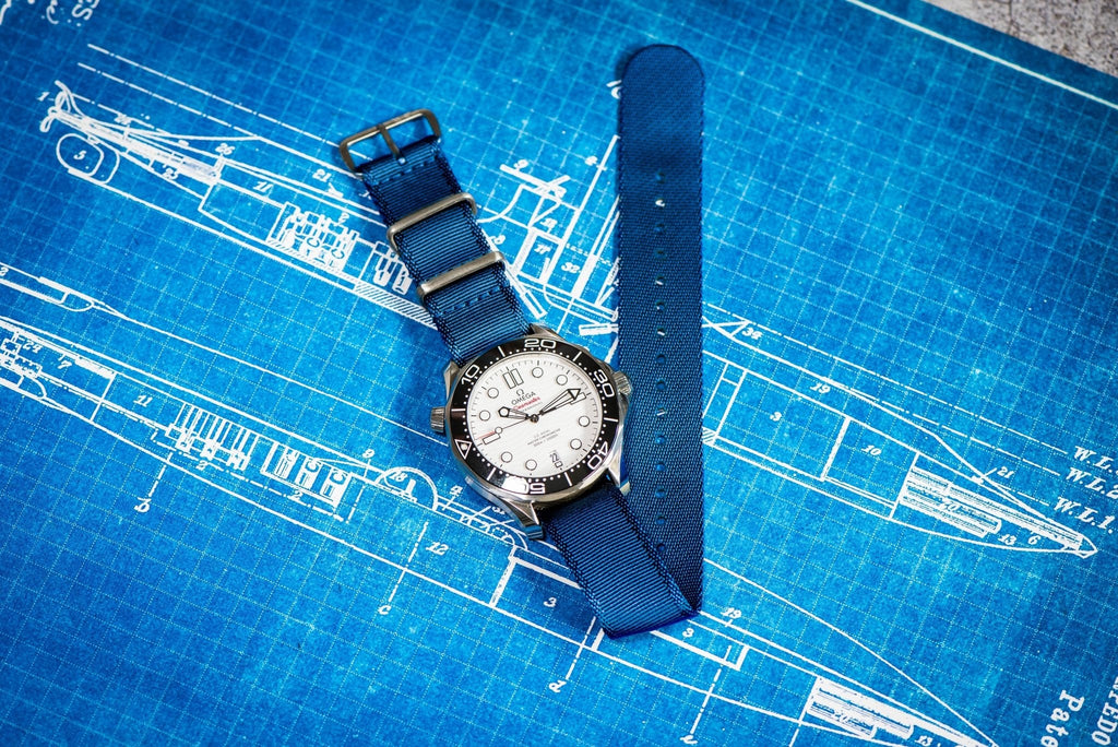 Nautilus One - Navy Blue