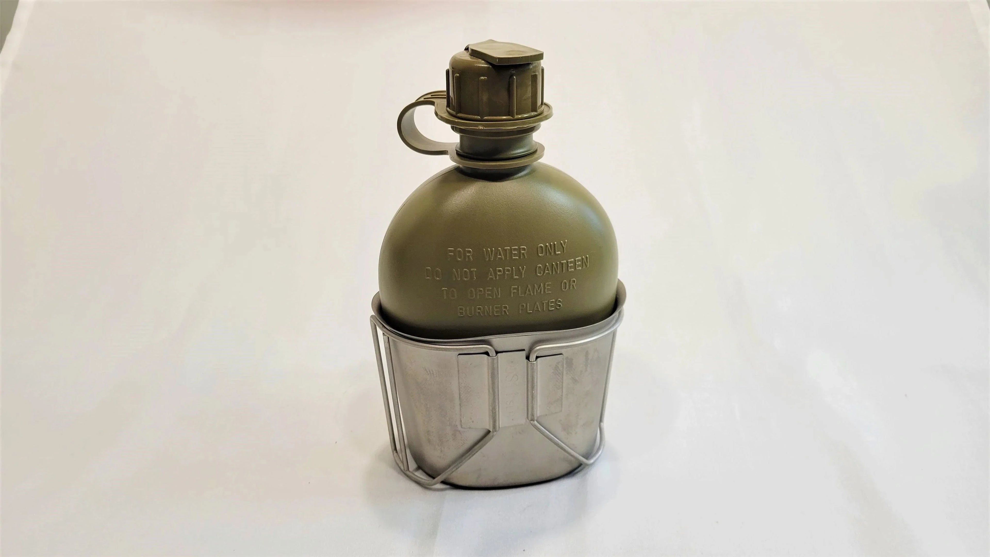 1 Qt Canteen, Cup, & Canteen Cup stove/stand package.