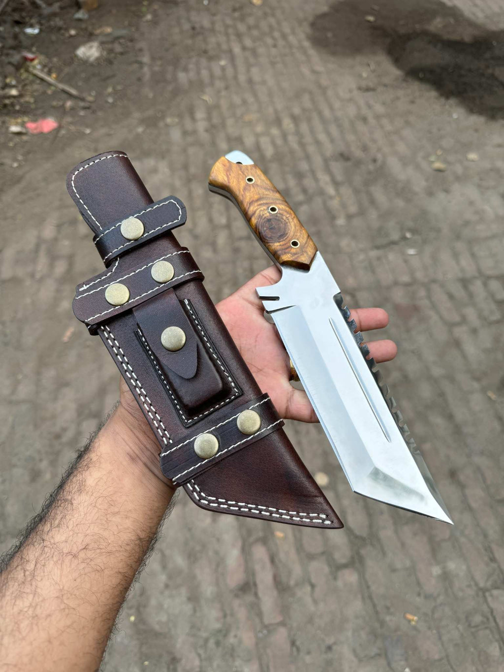 Stainless Steel Tracker Knife with Rosewood Handle | Full Tang Outdoor Knife