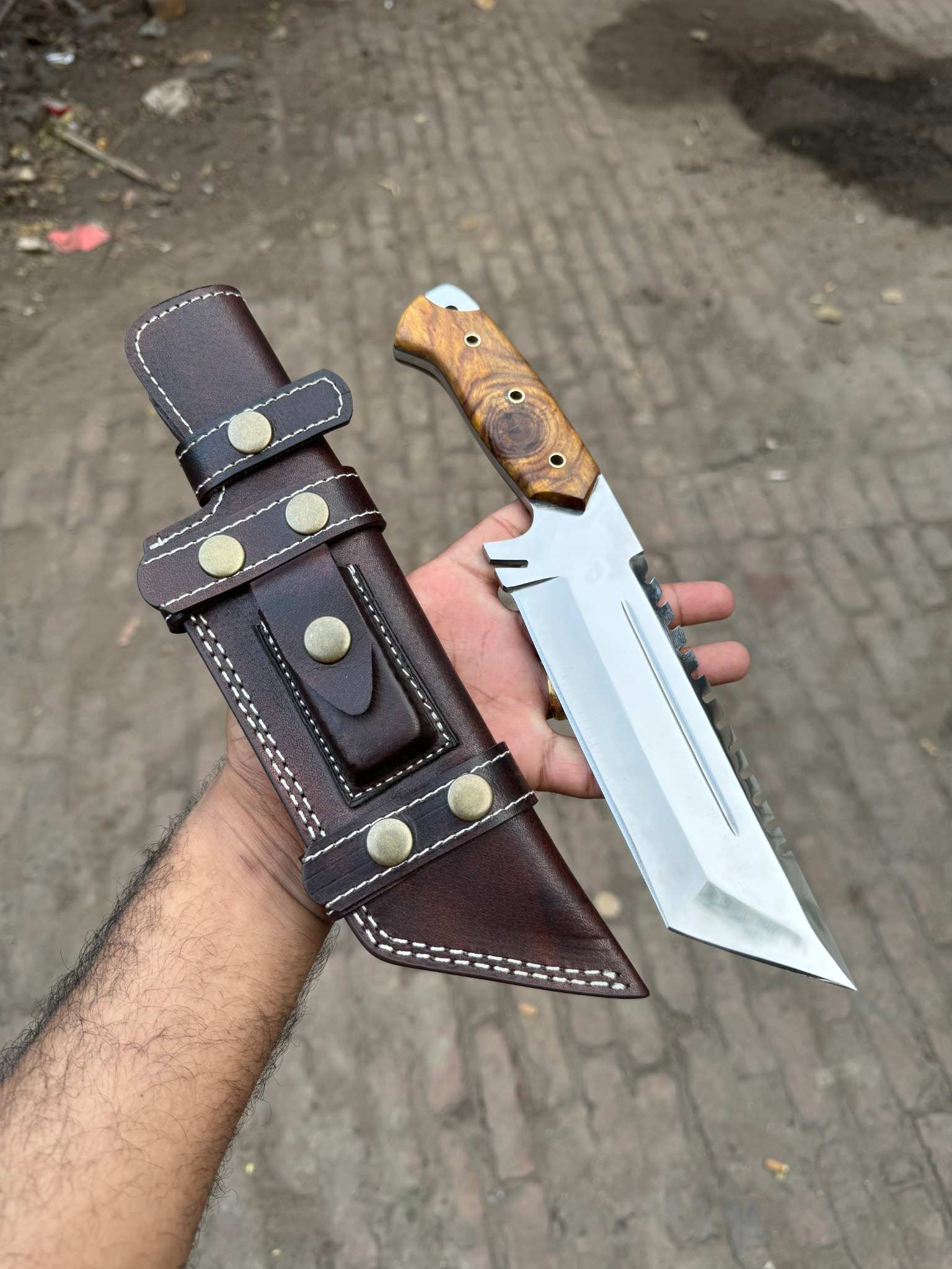 Stainless Steel Tracker Knife with Rosewood Handle | Full Tang Outdoor Knife