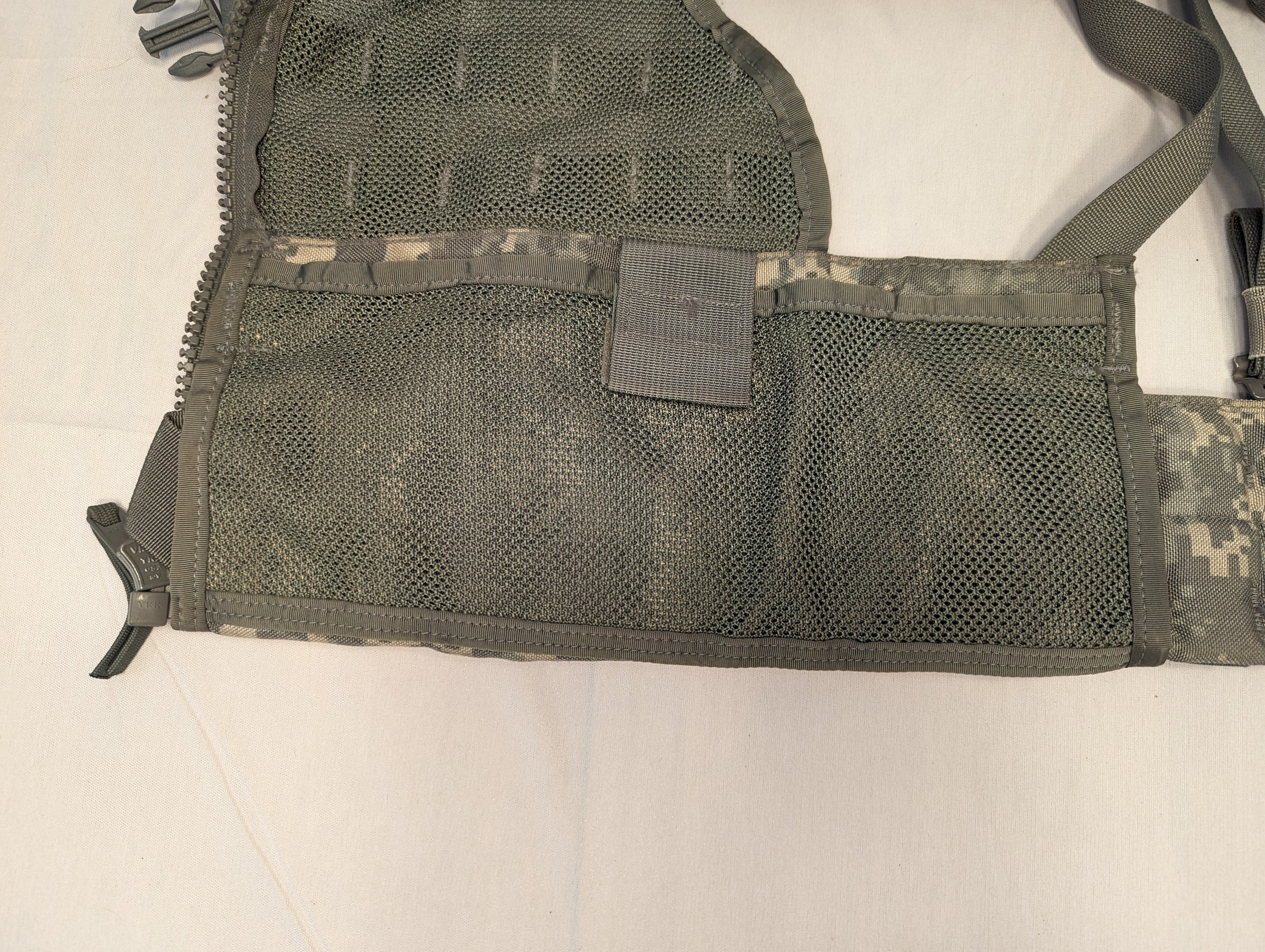 5pc. Load Carrier w/ 4 Pouches - ACU - 2TM-2HG